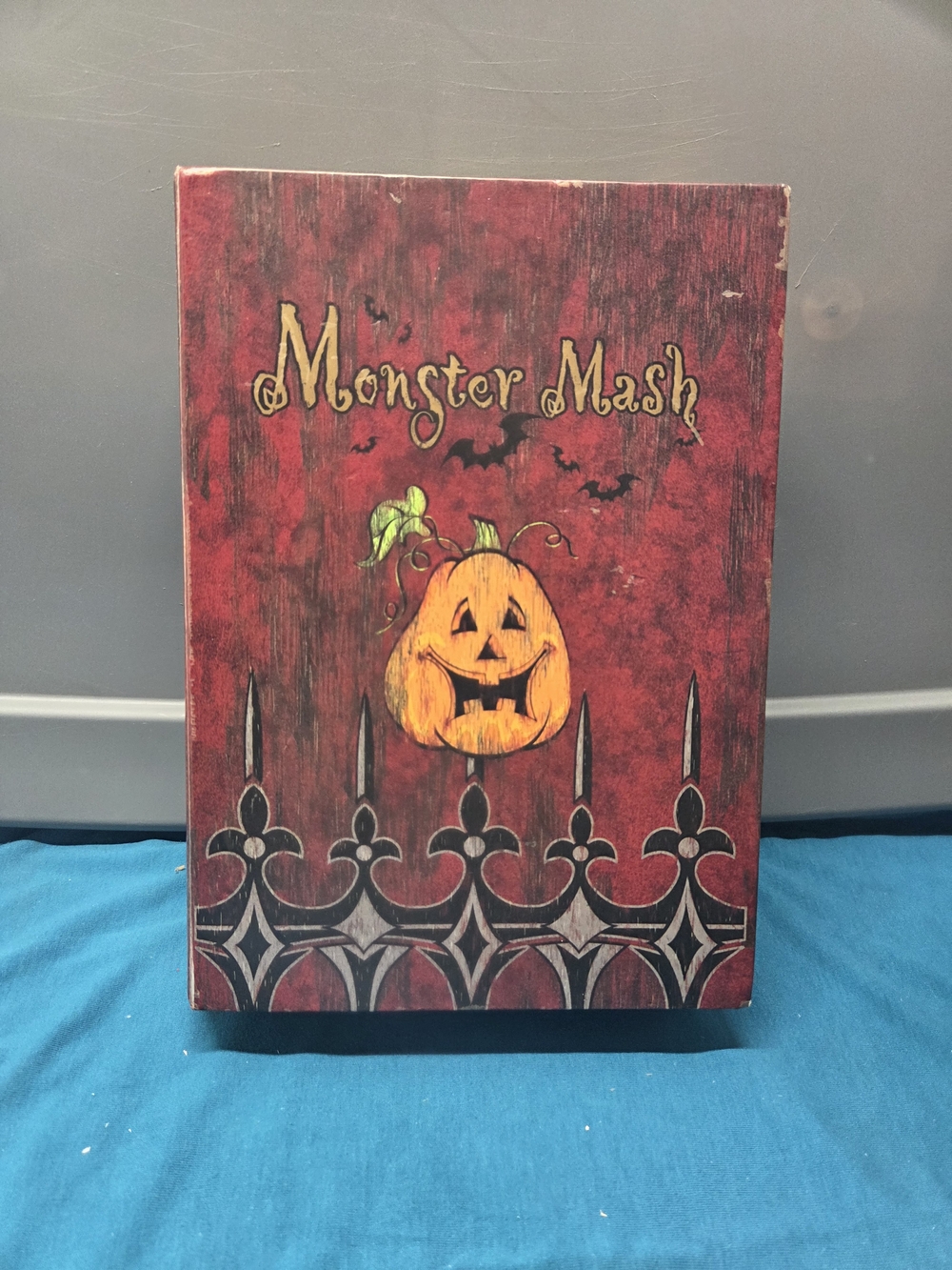 Rare Halloween “Monster Mash” Animated, Musical & Lighted Book By Blue Ridge